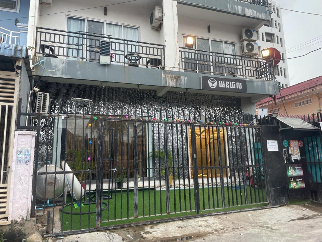 Angel Building Otel Sihanoukville Dış mekan fotoğraf